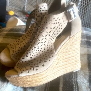 Marc Fisher Espadrille Wedge Suede Size 8